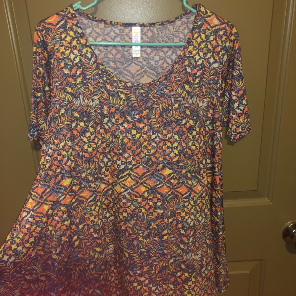 LuLaRoe Perfect Tee